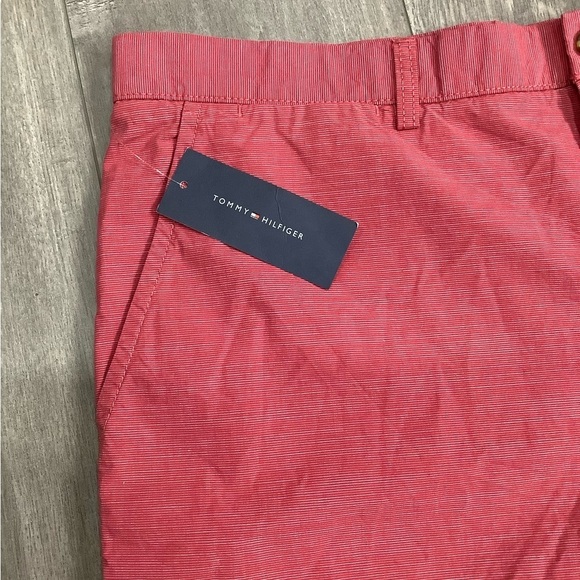Men's Tommy Hilfiger 40 XL Khakis Chino Shorts Red Stretch Twill Classic Fit NWT - Picture 7 of 10